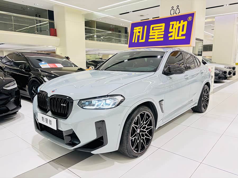 BMW X4 M 2023 car image #3