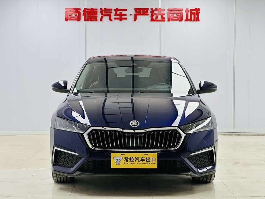 Skoda Octavia 2021 car image #3