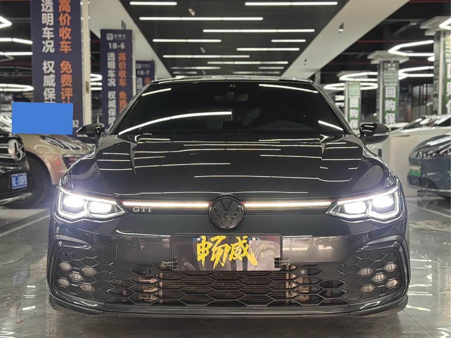 Volkswagen GolfGTI 2022 car image #3