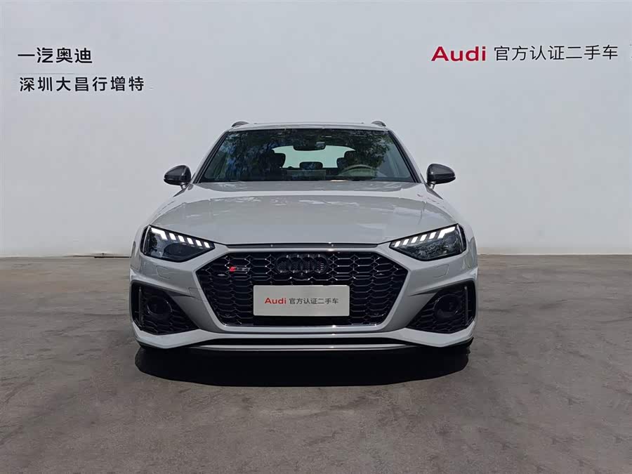 Audi RS 4 2023 immagine di auto #3