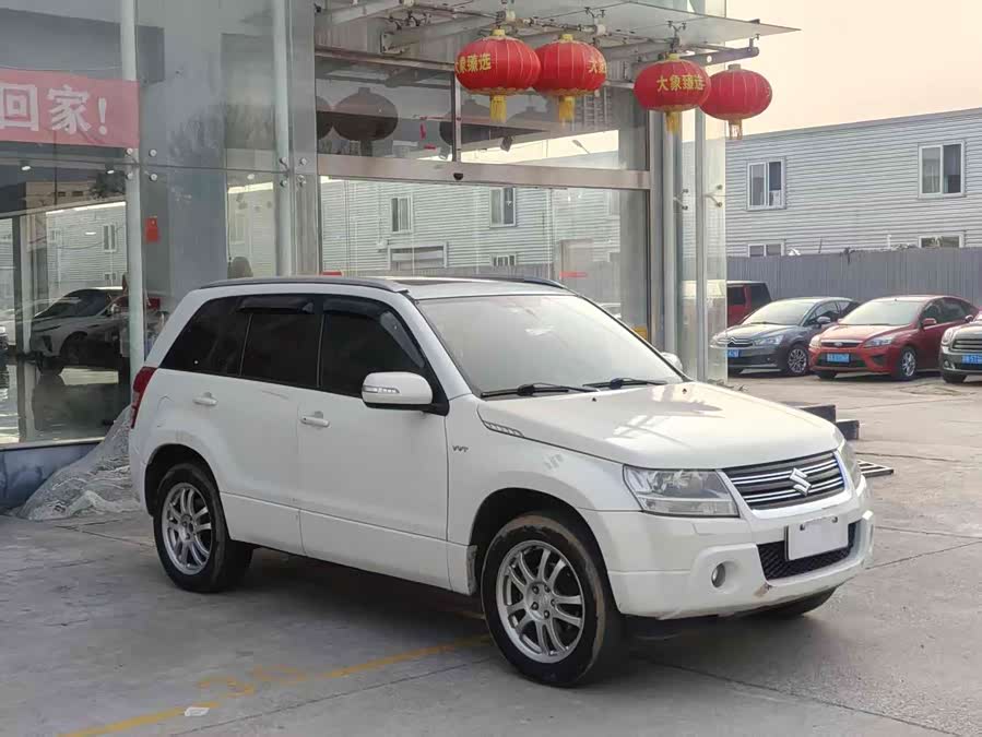 铃木 超级维特拉 2012 汽车图片 #3