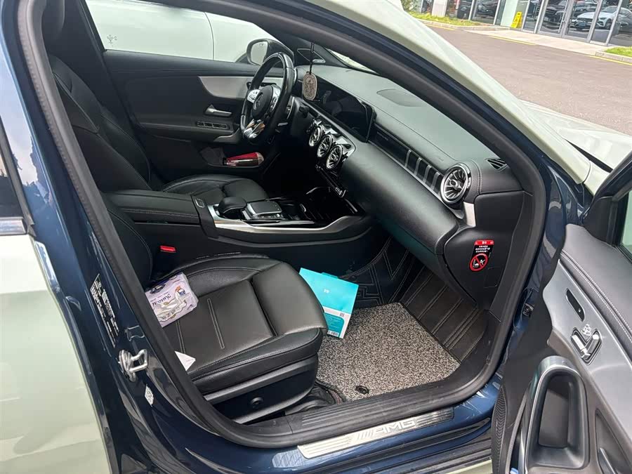 Mercedes-Benz A AMG 2020 car image #3