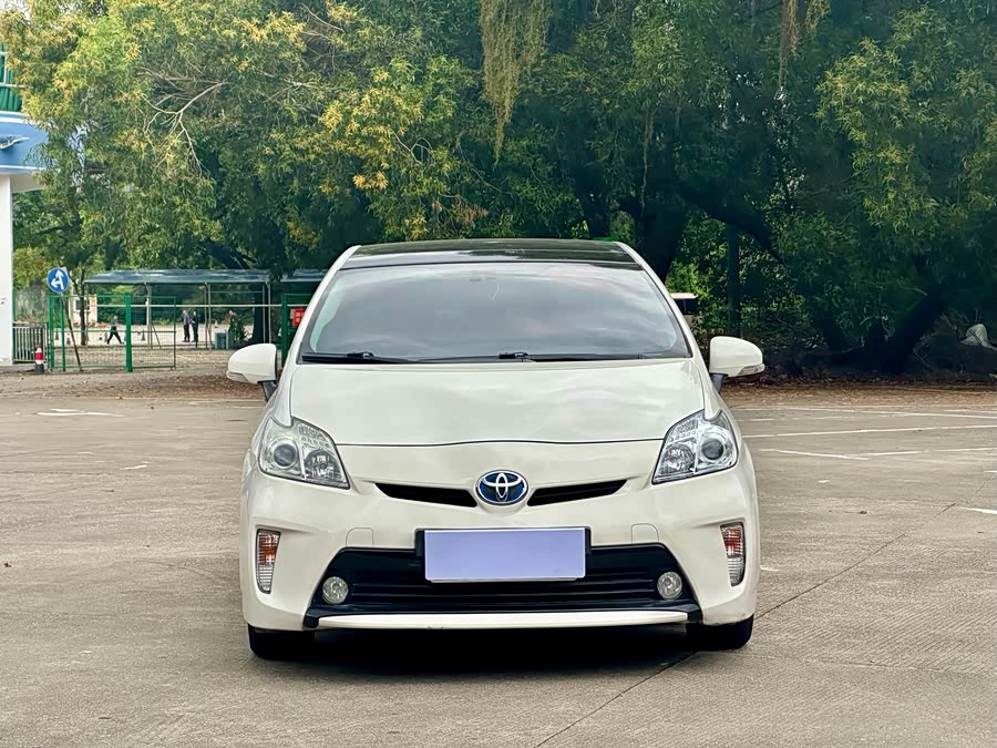 Toyota Prius 2013 immagine di auto #3