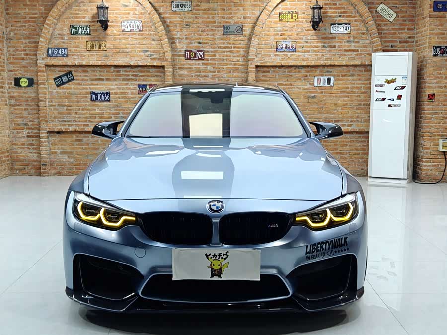 BMW M4 2018 car image #3