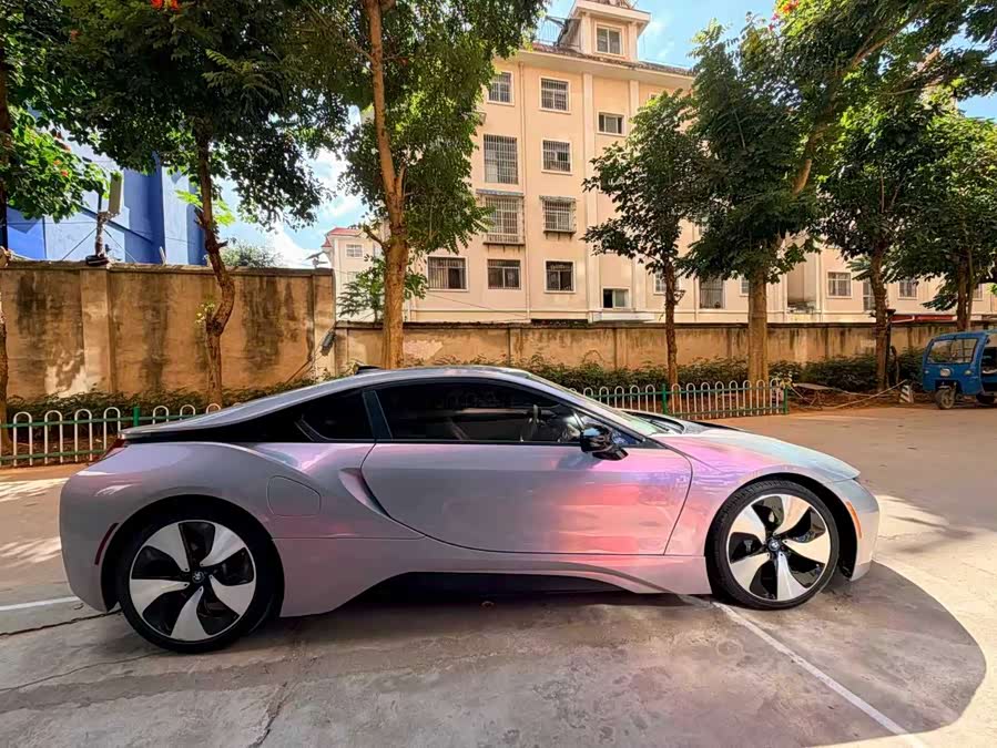 BMW i8 2015 imagen de coche #3