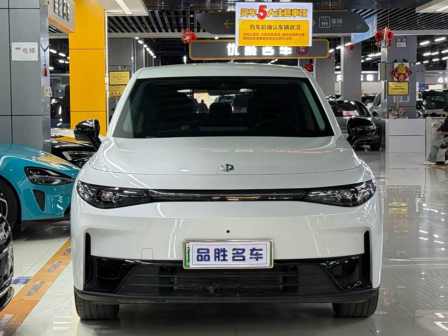 零跑汽车 零跑C10 2025 汽车图片 #3