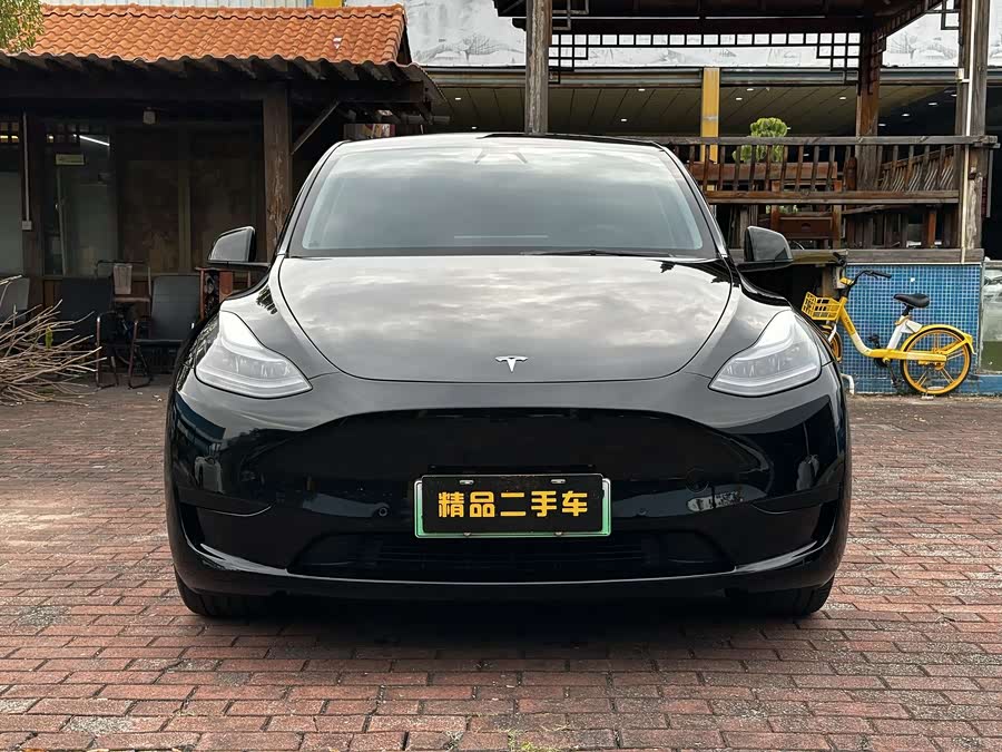 Tesla Model Y 2022 #3 Tesla Model Y 2022 car image #3