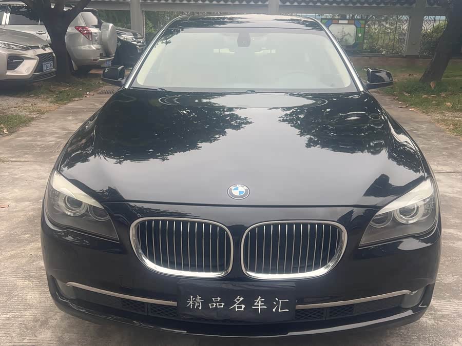 BMW 7 Series 2012 car image #3