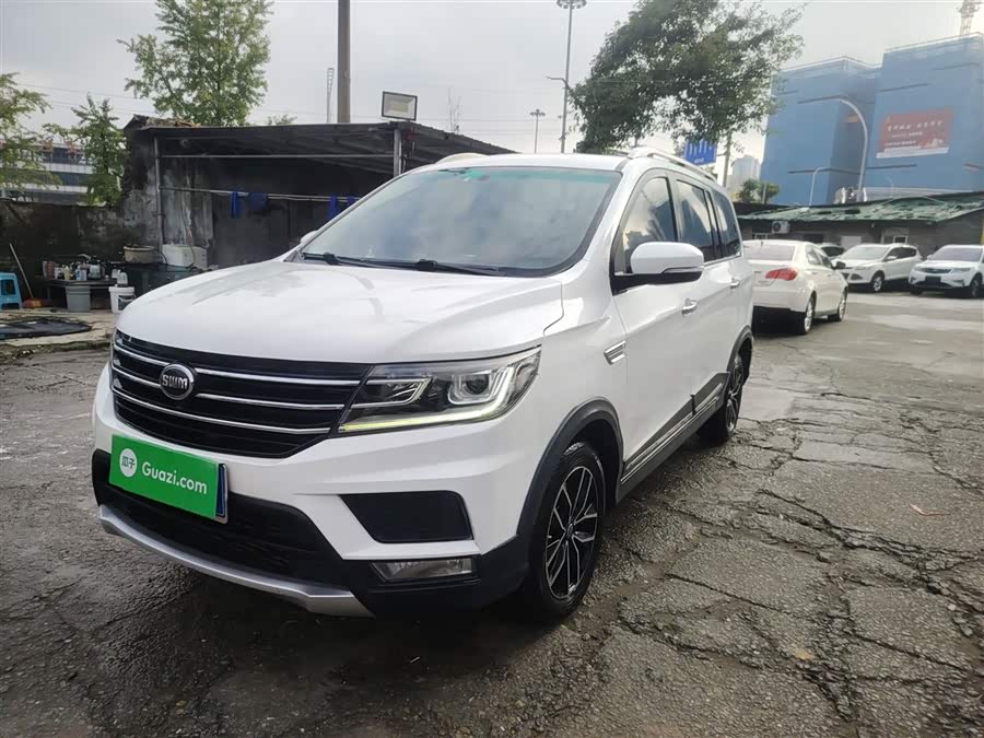 SWM斯威汽车 SWM斯威X3 2018 #3 SWM斯威汽车 SWM斯威X3 2018 汽车图片 #3