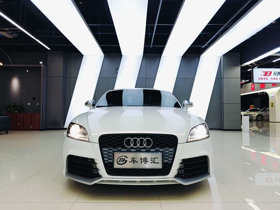 Audi TT 2011 #3 Audi TT 2011 car image #3