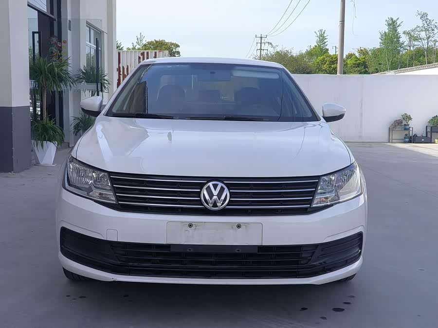 Volkswagen Lavida 2018 car image #3