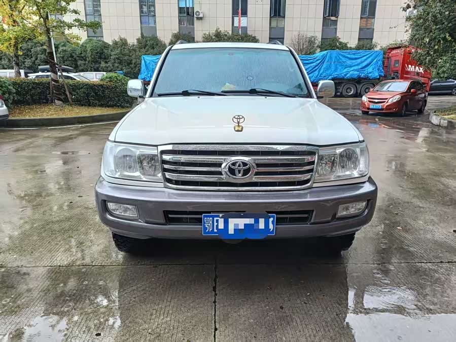 丰田 兰德酷路泽 2005 汽车图片 #3