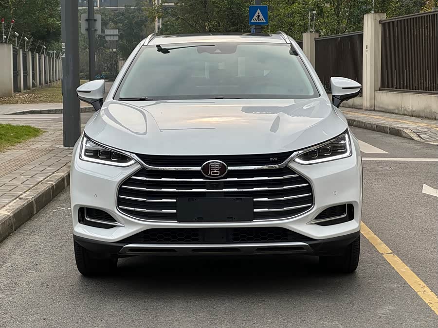 BYD Tang 2018 image de voiture #3