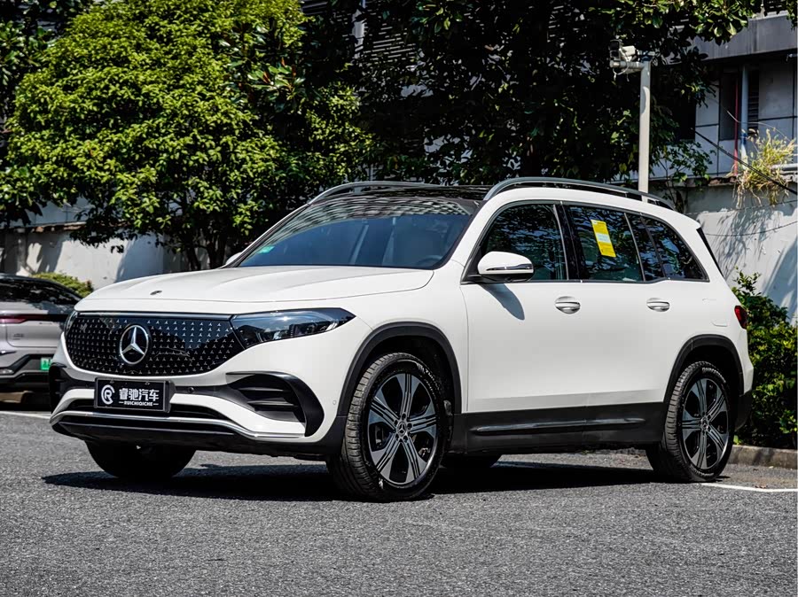 Mercedes-Benz EQB Class 2025 car image #3