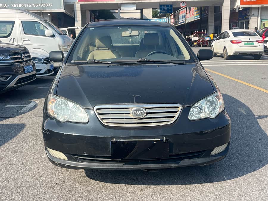 BYD F3 2012 car image #3