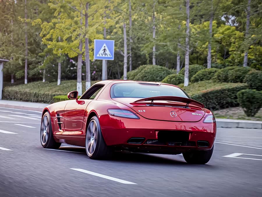 Mercedes-Benz SLS AMG 2014 car image #3