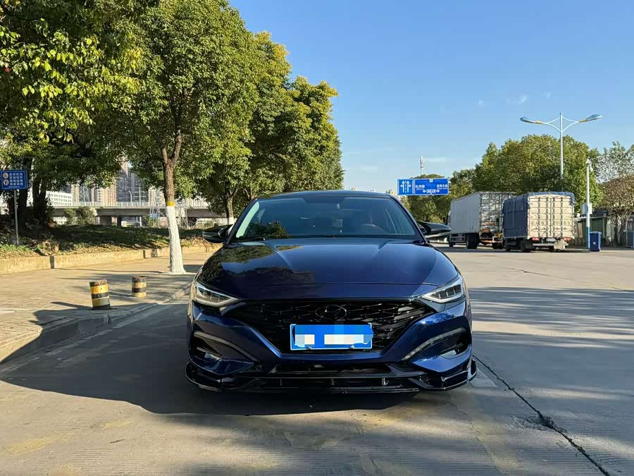 Hyundai Lafesta 2019 car image #3