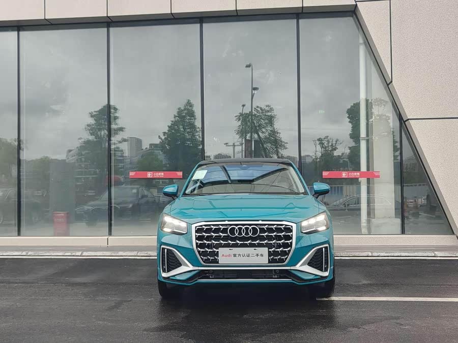 Audi Q2L 2025 car image #3