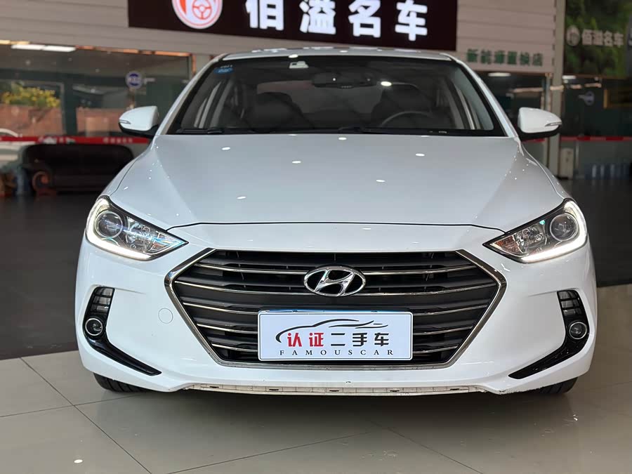Hyundai Elantra AD 2019 car image #3