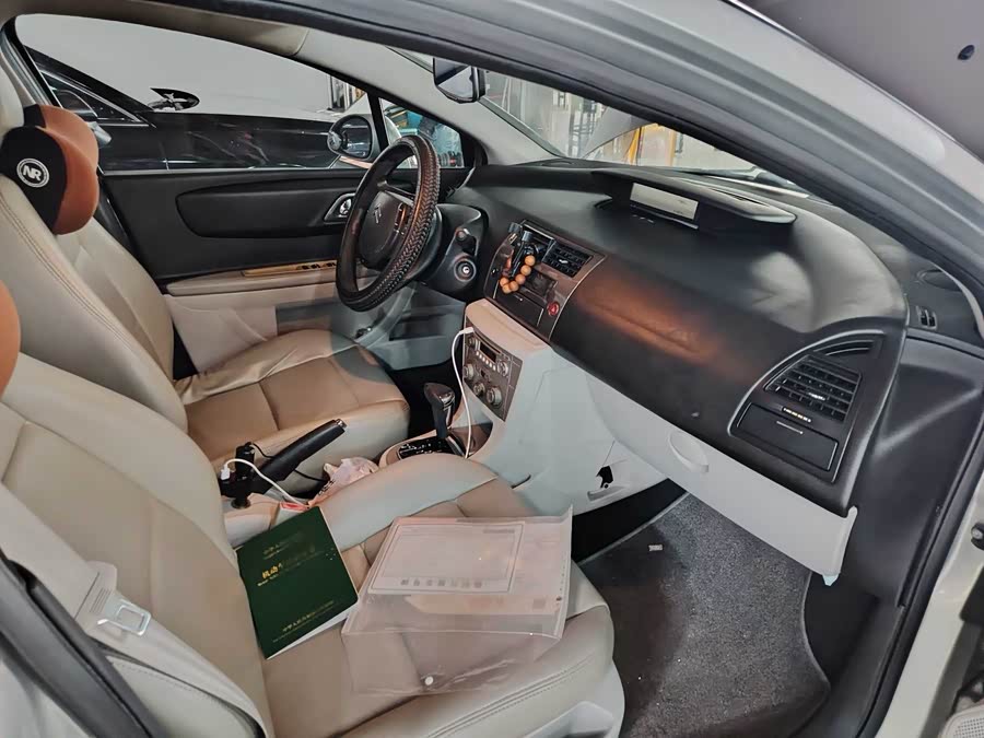 Citroen C-Quatre 2011 car image #3