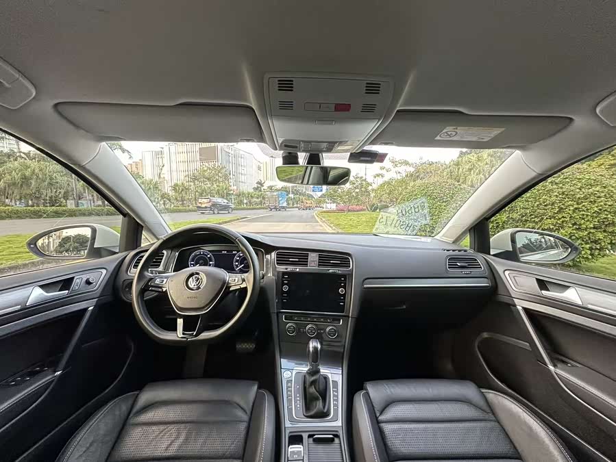 Volkswagen Golf New Energy (Imported) 2018 صورة سيارة #3