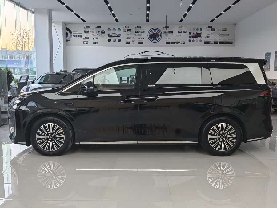 BYD Xia 2025 #3 BYD Xia 2025 صورة سيارة #3