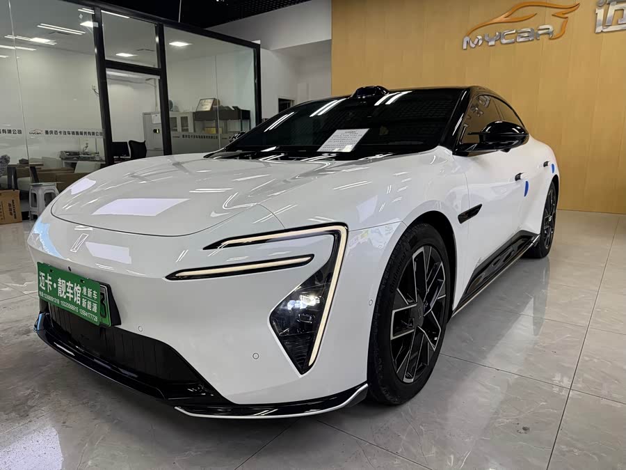 阿维塔 阿维塔06 2025 汽车图片 #3