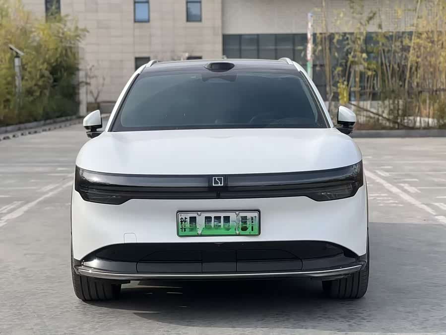 Zeekr 7X 2024 car image #3