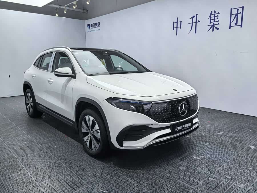 Mercedes-Benz EQA Class 2025 صورة سيارة #3