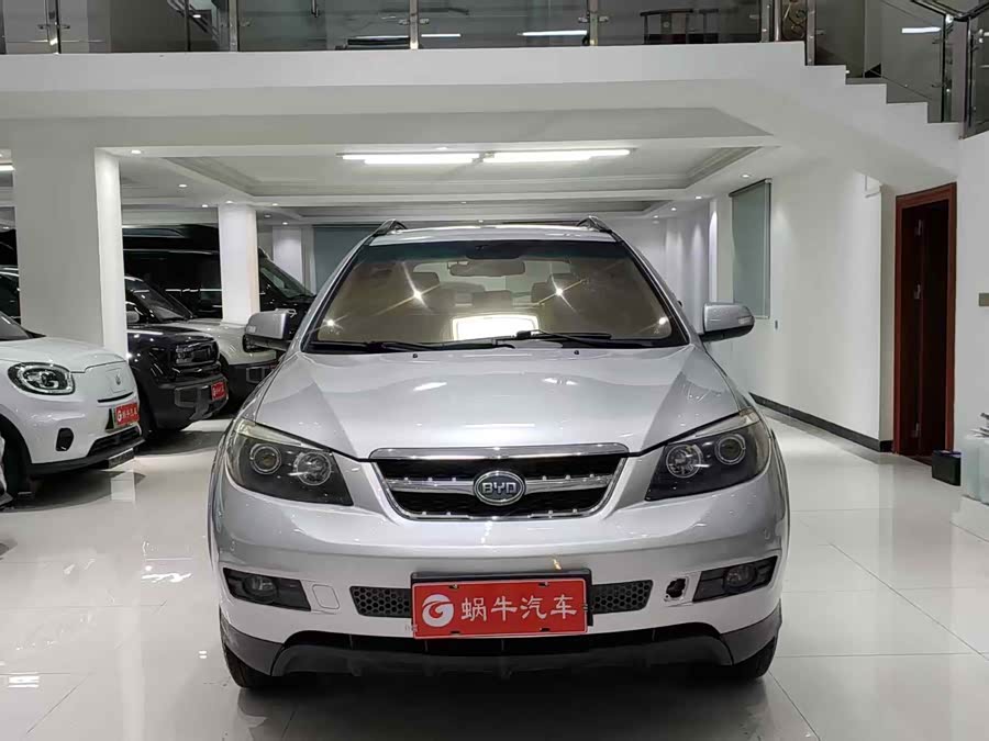 BYD S6 2014 car image #3