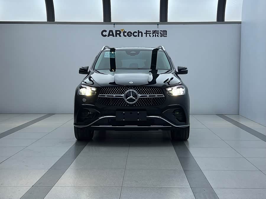 Mercedes-Benz GLE Class 2025 صورة سيارة #3