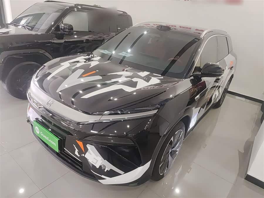 BYD Tang L 2025 car image #3