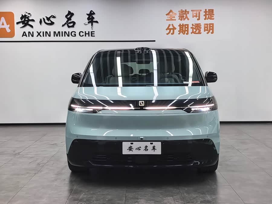 极氪 极氪MIX 2024 汽车图片 #3