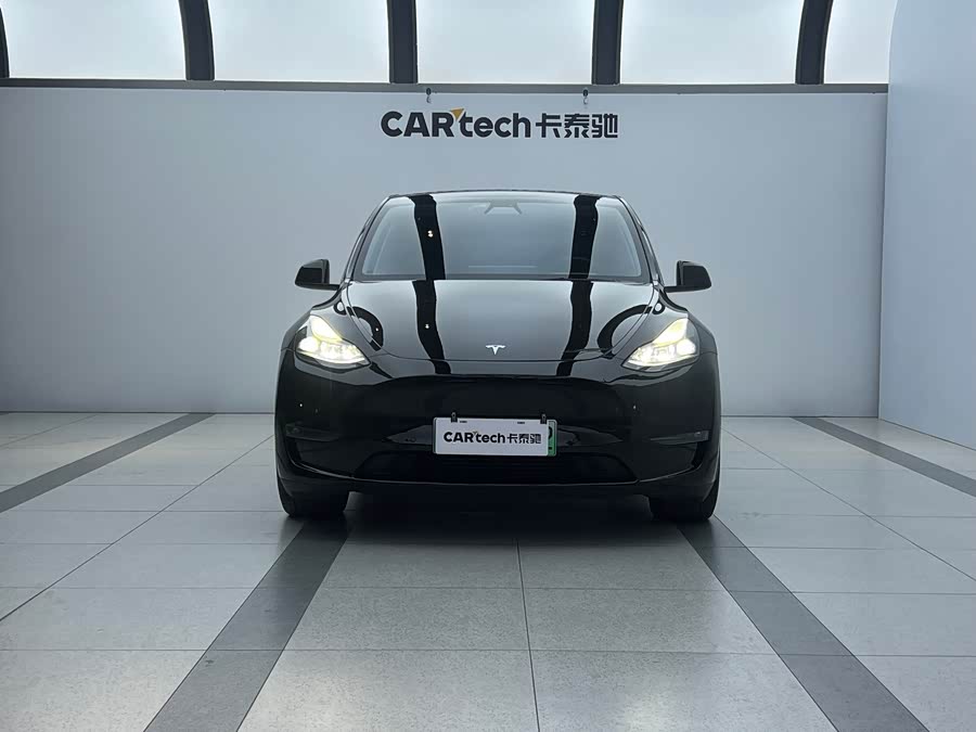 Tesla Model Y 2022 #3 Tesla Model Y 2022 car image #3