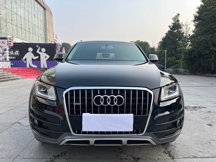 Audi Q5 2018 car image #3