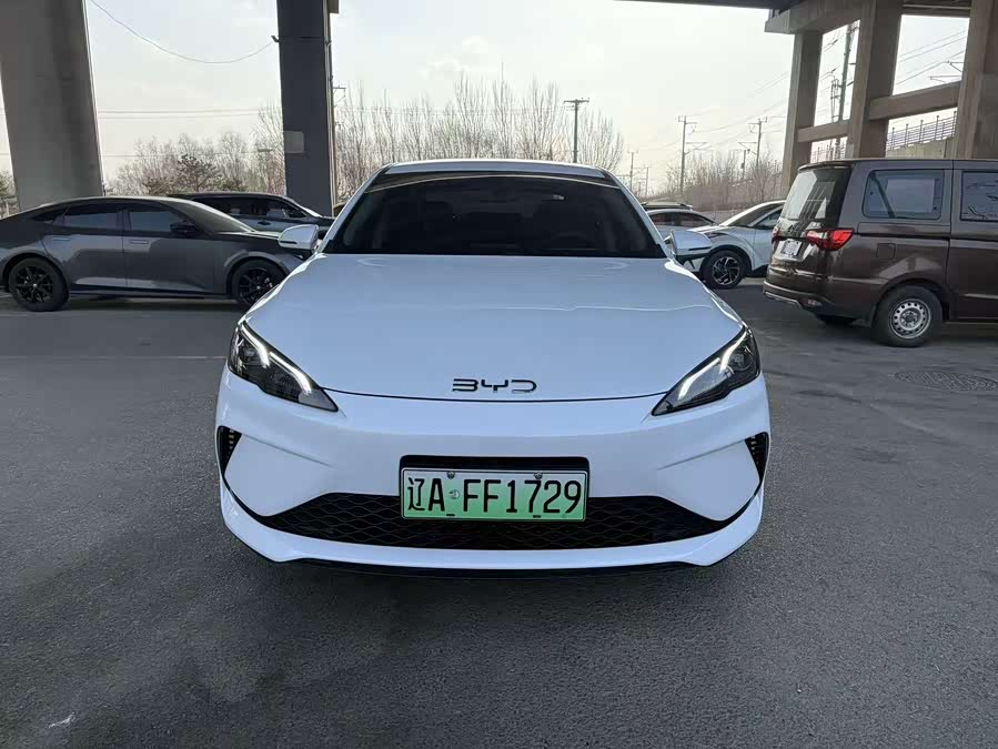 BYD Seal 05 DM-i 2025 car image #3