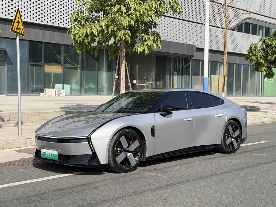 小鹏 小鹏P7 2025 汽车图片 #3