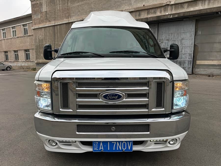 Ford 2017 car image #3