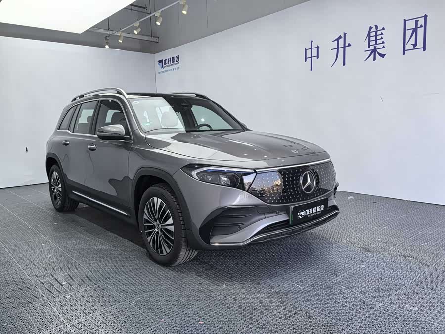 Mercedes-Benz EQB Class 2025 car image #3