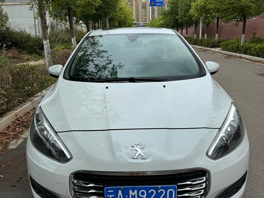 Peugeot 308 2014 #3 Peugeot 308 2014 car image #3