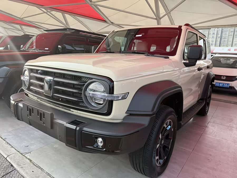 Tank 300 New Energy 2025 car image #3