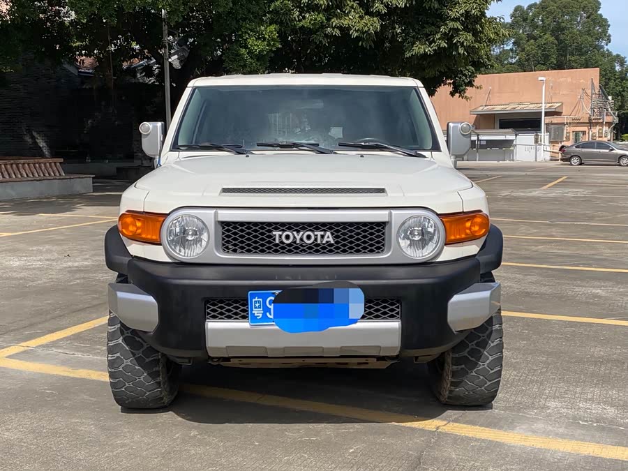 Toyota FJ Cruiser 2017 #3 Toyota FJ Cruiser 2017 car image #3