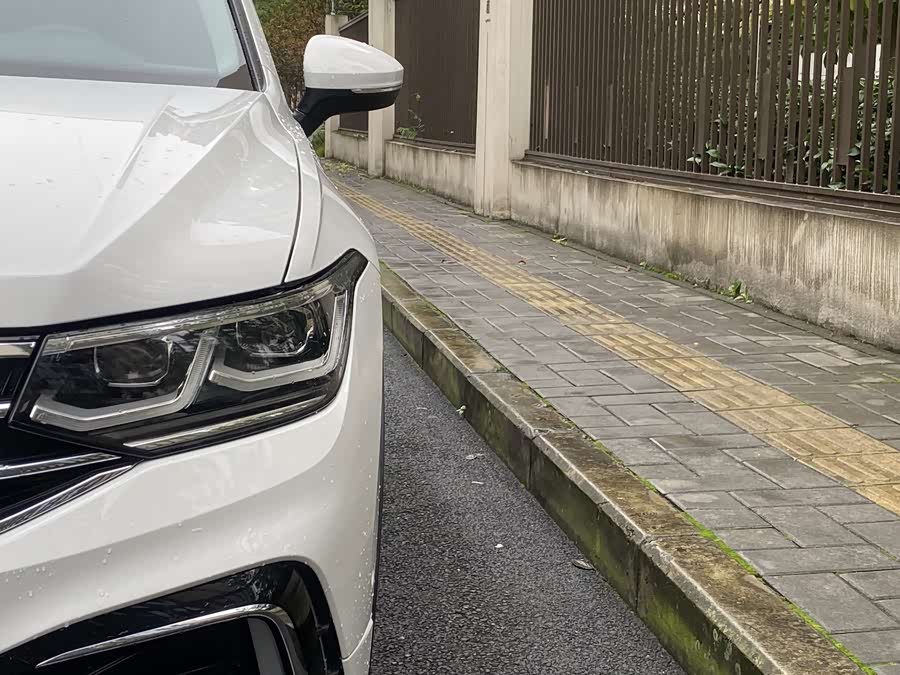 Volkswagen Tiguan L New Energy 2023 изображение автомобиля #3