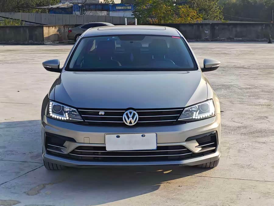 Volkswagen Sagitar 2019 imagem de carro #3