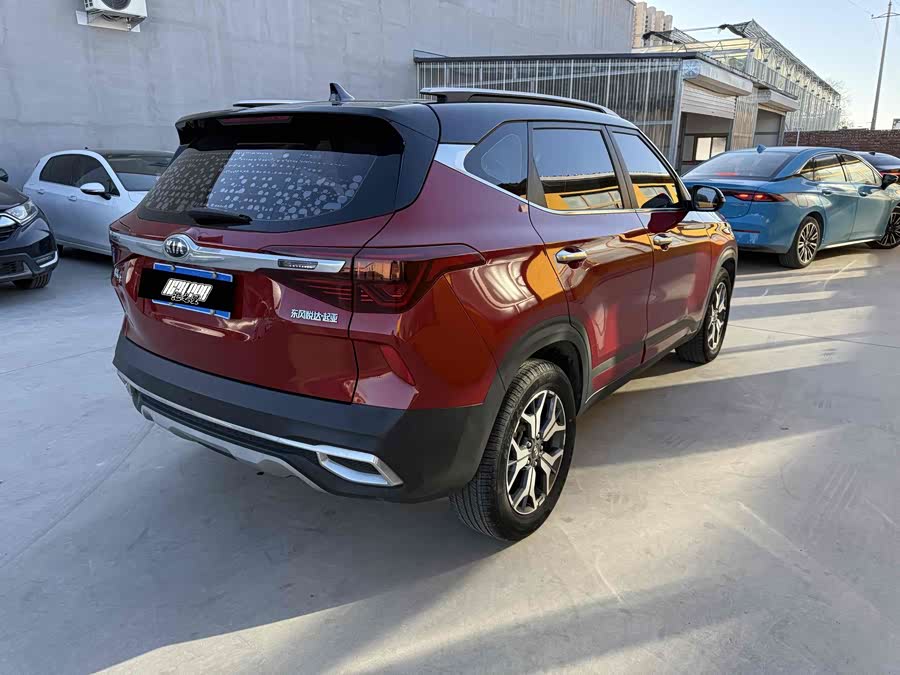 Kia Stonic 2020 изображение автомобиля #3