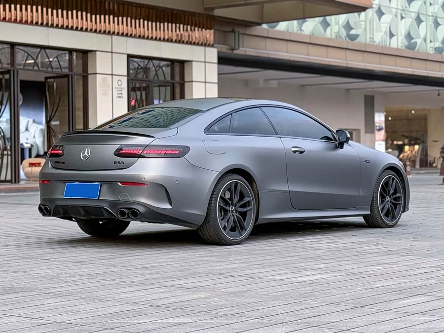 Mercedes-Benz E AMG 2022 immagine di auto #3