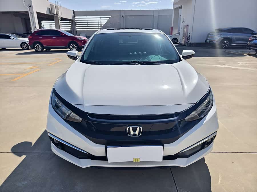 Honda Civic 2019 car image #3
