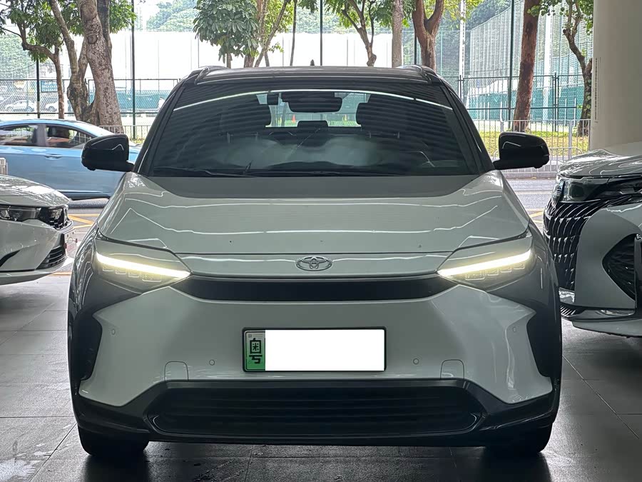 Toyota bZ4X 2023 immagine di auto #3