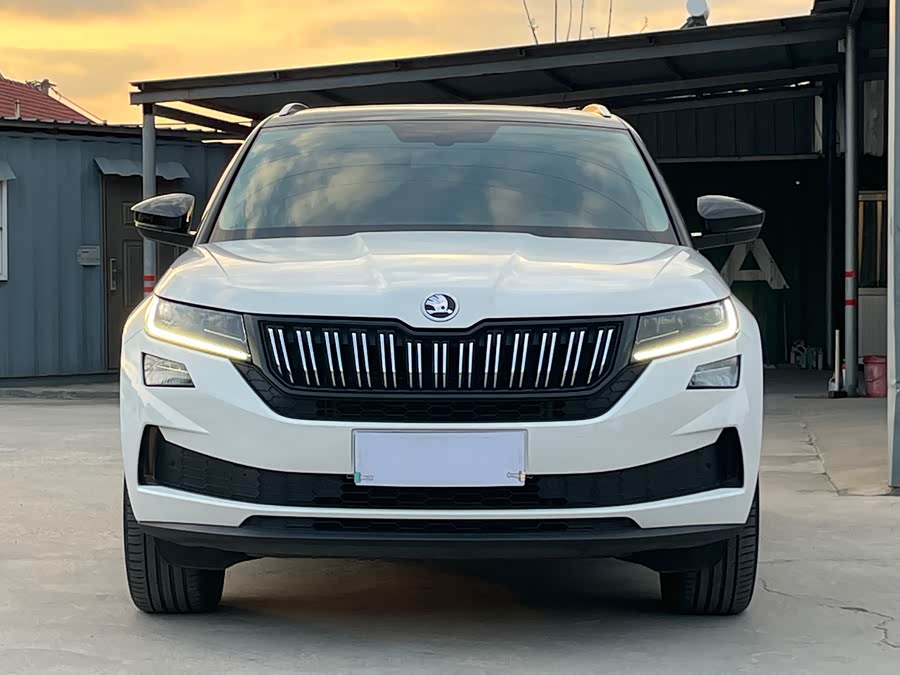 Skoda Kodiaq GT 2022 #3 Skoda Kodiaq GT 2022 car image #3
