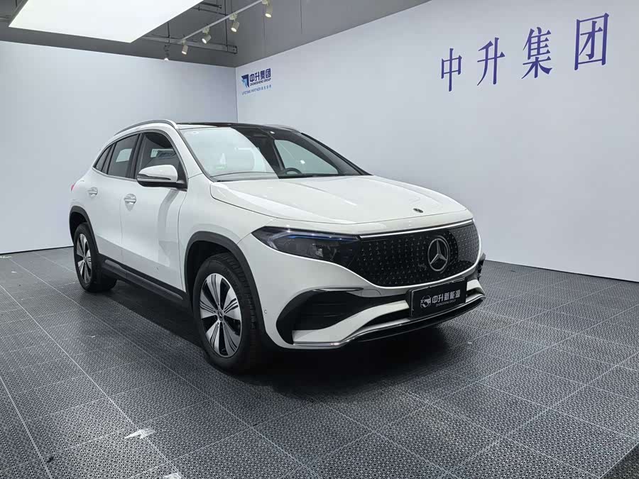 Mercedes-Benz EQA Class 2025 صورة سيارة #3